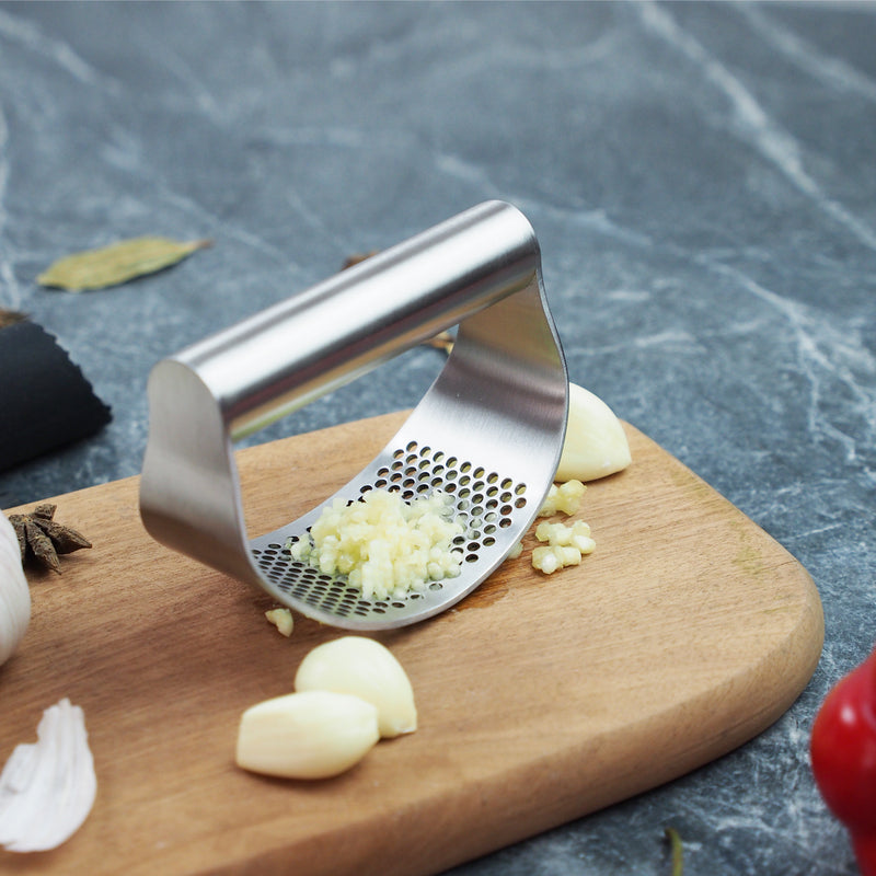 Hand-held Garlic Press